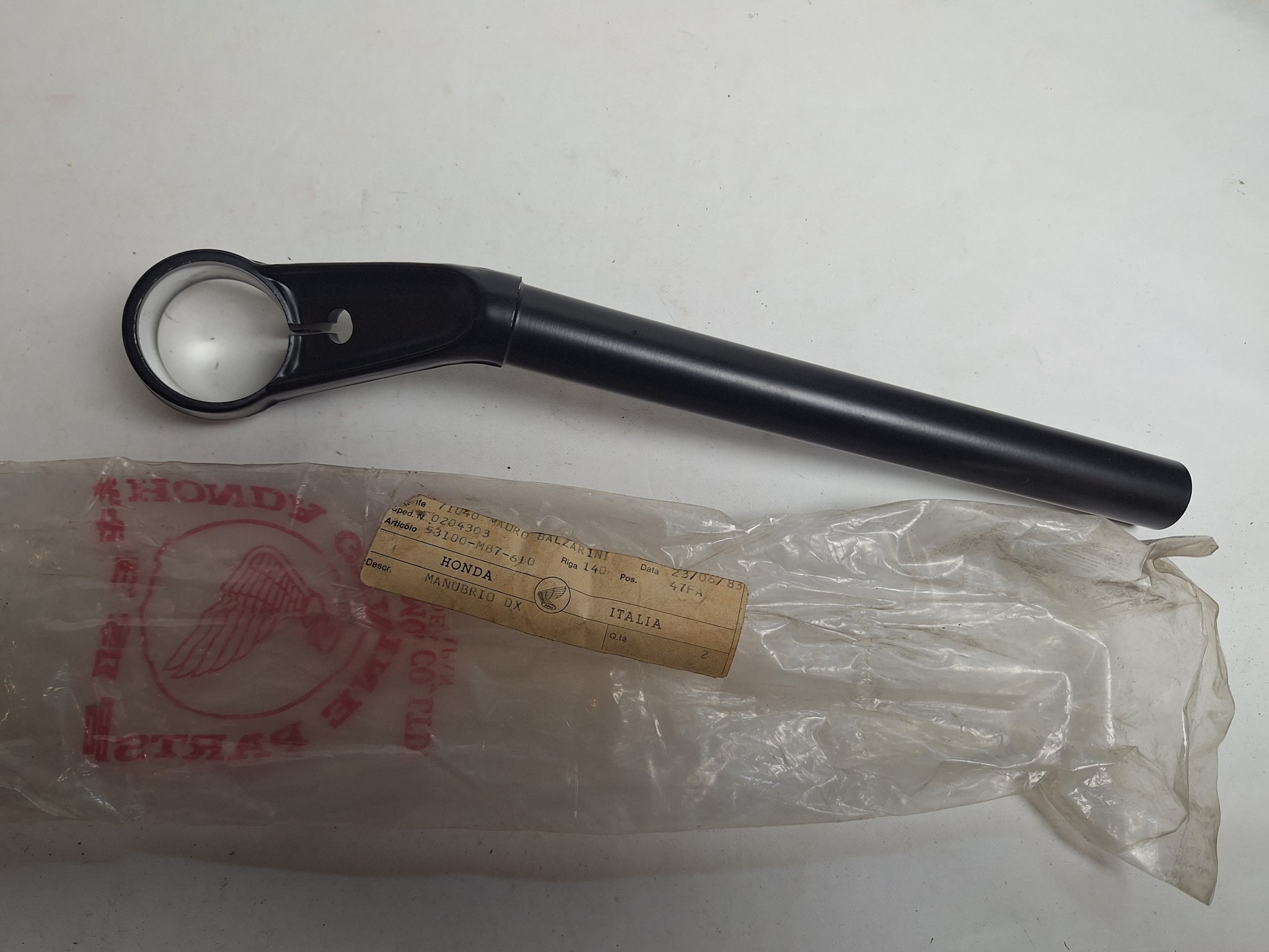 Picture of PIPE,R.STRG HNDL  53100-MB7-610